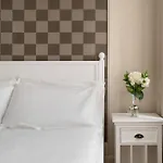 Guesthost - 500sqm Luxury With Spa, Gym, Terrace, Game & Garage