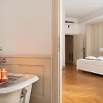 Appartement Guesthost - 500sqm Luxury With Spa, Gym, Terrace, Game & Garage *