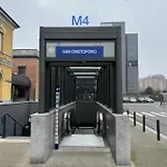 Luxury - Metropolitana M4- San Babila -stadio San Siro - Duomo - Aeroporto Linate - Castello Sforzesco *