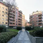 Guesthost - 500sqm Luxury With Spa, Gym, Terrace, Game & Garage Appartement