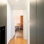 Chic Design 80 Sqm - Sleeps 6 - Metro 2 Min