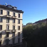 Chic Design 80 Sqm - Sleeps 6 - Metro 2 Min Apartment