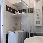 Apartment 21