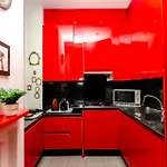 Dona House *
