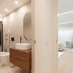 アパート Guesthost - Luxury De Angeli, *