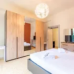 I-host Spacious 2br Near Center Апартаменты