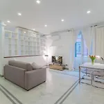 Solferino Chic Nest - New Elegant Apartamento Milão