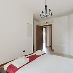 Apartmán Guesthost - Rogoredo Cozy Flat With Garden *