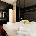Guesthost - Mm4 Tricolore Cozy X4 * Milano