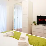 Ramazzini District - Elegant Flat X8 شقة *