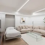 Guesthost - Luxury De Angeli, *