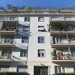 Spacious And Cozy Flat With Two Bthroom Apartment