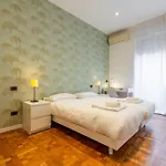 Italianflat - Colonne View - Balcony Retreat - Near Duomo *