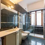 Italianflat - Colonne View - Balcony Retreat - Near Duomo Apartment *