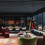 Ξενοδοχείο Aethos 5*