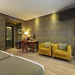 Hotel Pierre