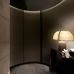 Hotel Armani 5*