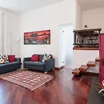 Pensión Station 3*