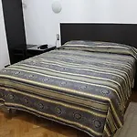 فندق Luisa