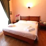 Aparthotel Residenza Delle Citta 4*