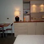 アパートホテル Navigli ミラノ