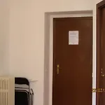 Gambara Hotel *