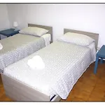 Casa Per Ferie Achille Ricci بيت ضيافة