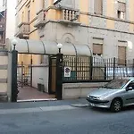 维也纳酒店 酒店