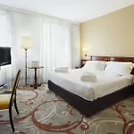 Unahotels Scandinavia Hotel 4*