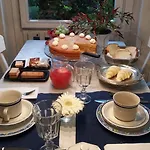 Parco Lambro Bed & Breakfast 2*