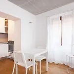 Easyhomes - Spiga * 밀라노