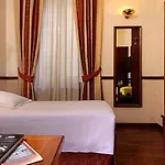 Worldhotel Casati 18 Отель 4*