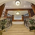 Unahotels Scandinavia 4*