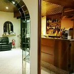 Eden Hotell 2*