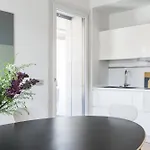 Joivy Stylish 1-bedroom Flat דירה מילאנו