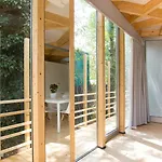 مكان تخييم Ecosuite &