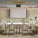 酒店 蒙福特城堡罗莱夏朵精品酒店集团 5*