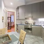Design Ampio E Luminoso מילאנו