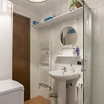 Appartement Spazio Isola- Free Wifi Milaan