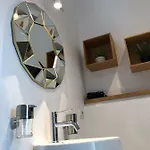 Bruzzanese Apartment *