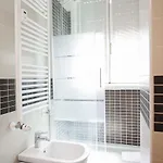 Lorenteggio Apartament