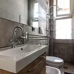 Bed & Breakfast La Del Teatro