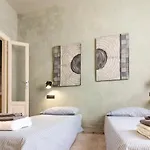Bed & Breakfast La Del Teatro