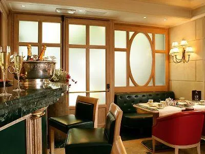 卡皮托尔米兰酒店 4* 米兰