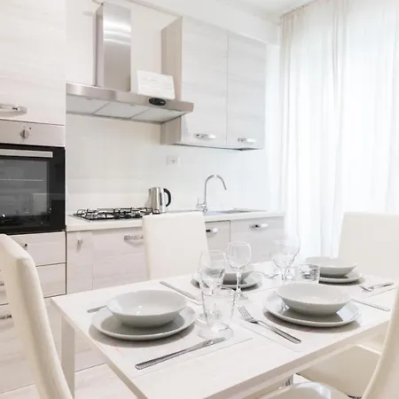 아파트 Italianway - Desenzano 22 *