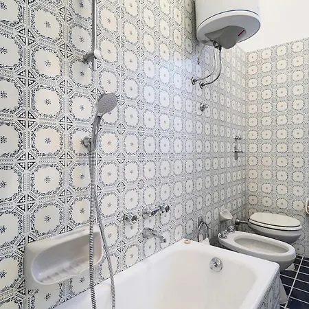 Contempora - Piazza Grandi 3