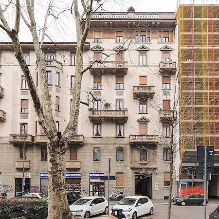 Contempora - Piazza Grandi 3 Mailand