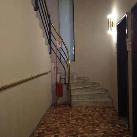 Karma @ Cadorna Milánó