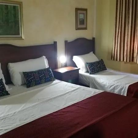 Chopin Hotell *
