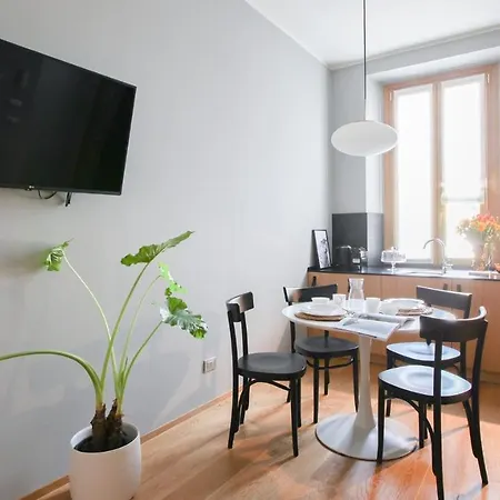 Plum Guide - Colour Reversal Appartement